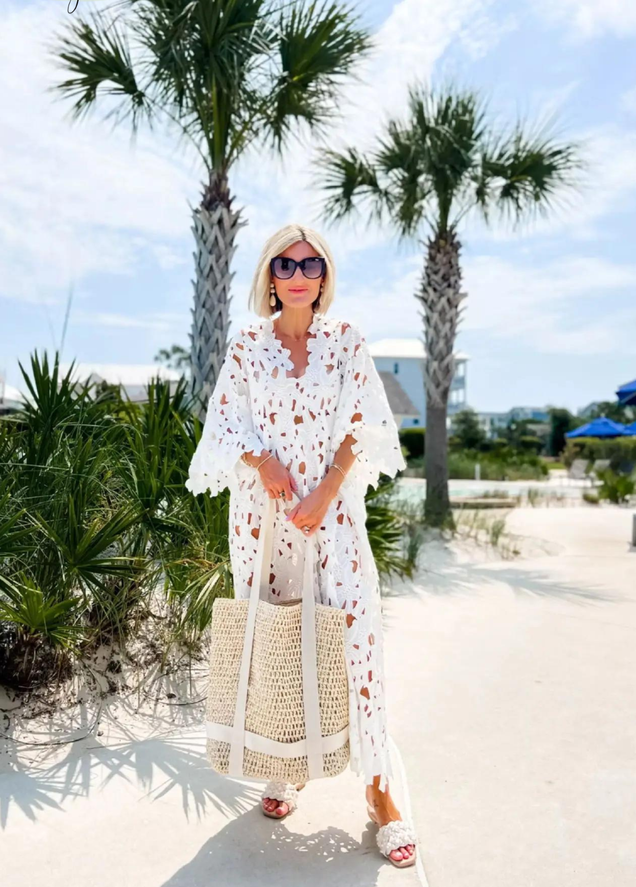 Lourdes - Chic and Flowing Dress