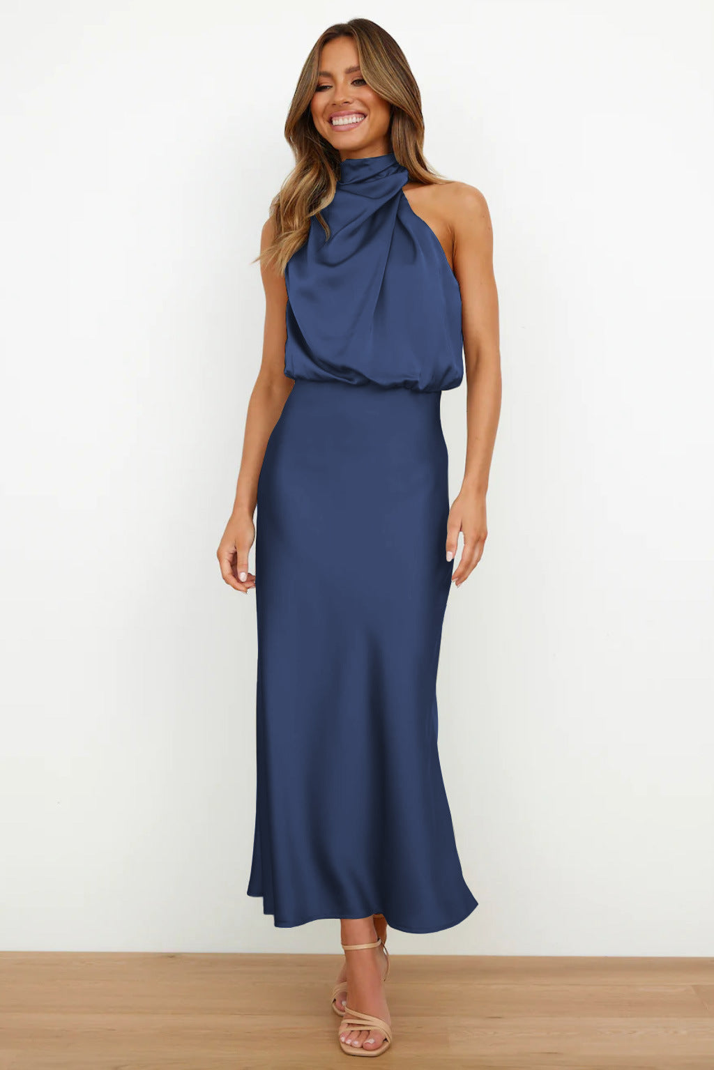 Alessia - Chic Elegant Backless