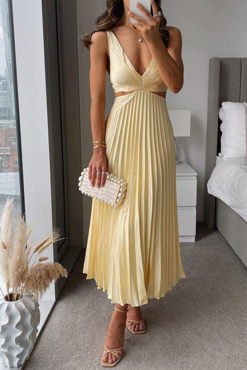 Yasmin - Elegant Pleated Dress