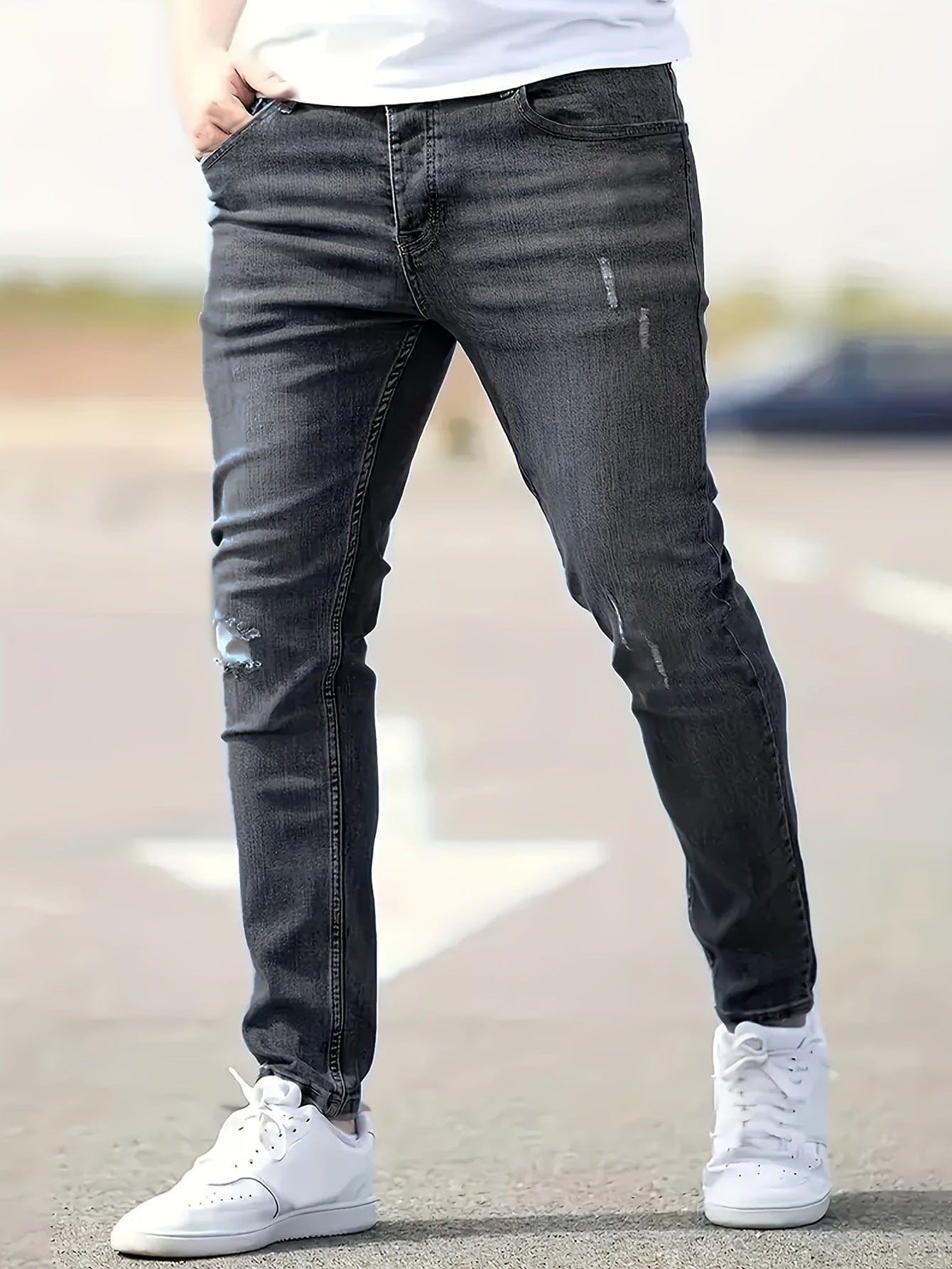 Alex - Trendy Ripped Slim Jeans