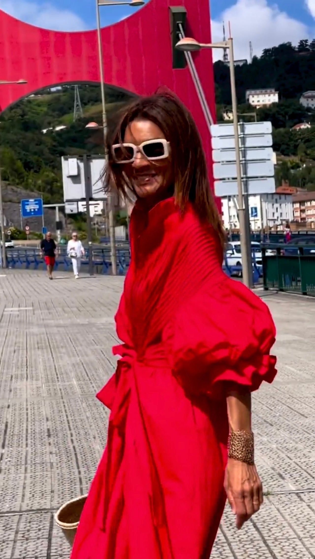 Linda - Elegant Summer Dress