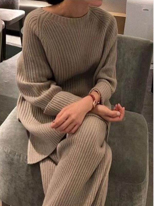 Joséphine - Elegant Knitted Set