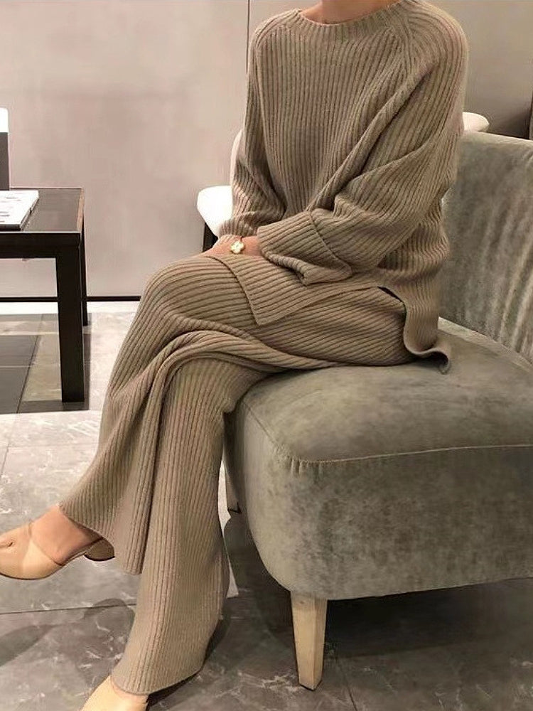 Joséphine - Elegant Knitted Set