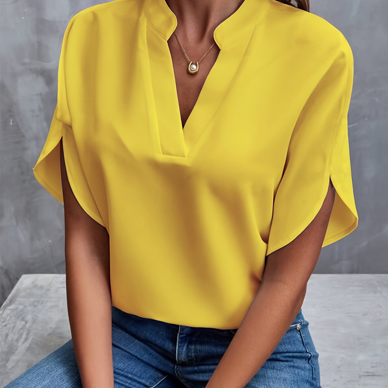 Vivian - Versatile Elegance Blouse