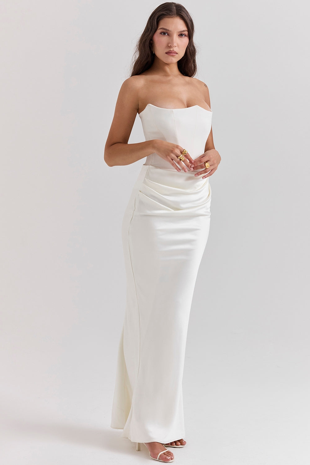 Lilly - Elegant Strapless Dress