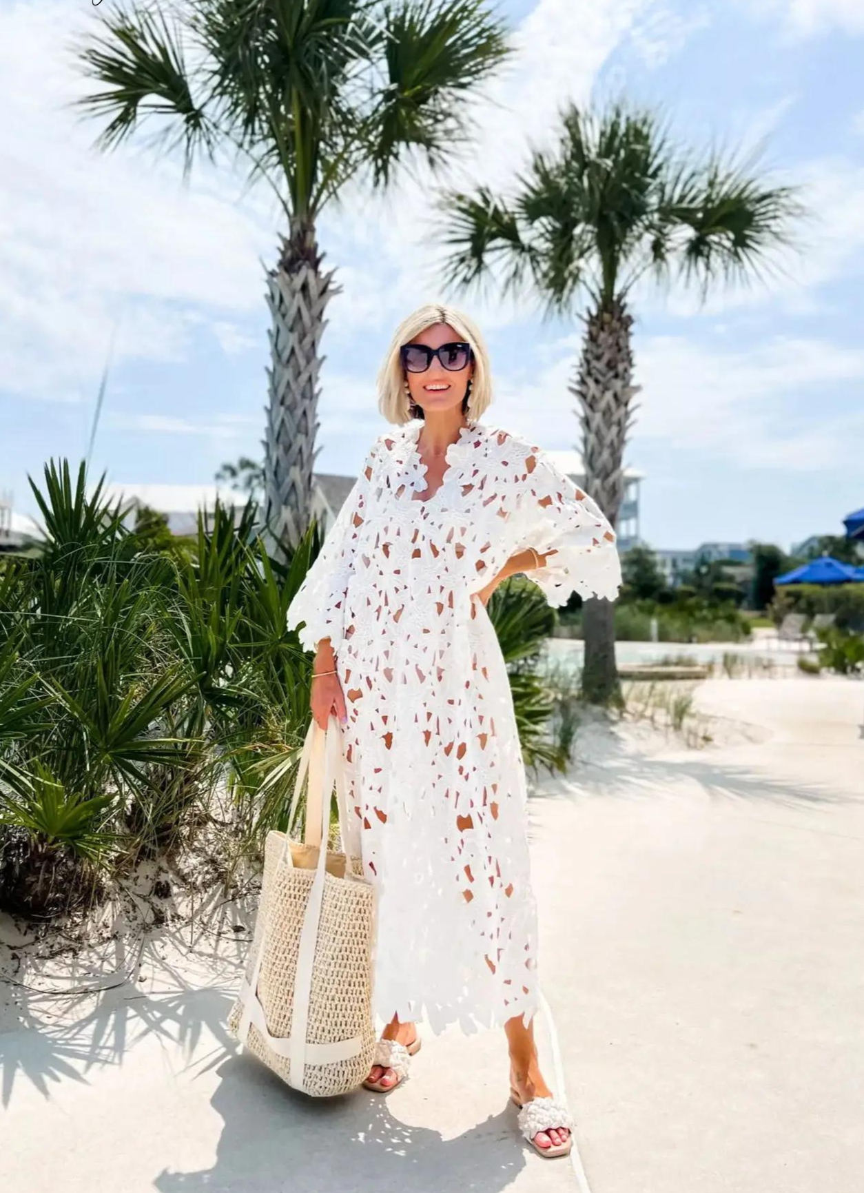 Lourdes - Chic and Flowing Dress