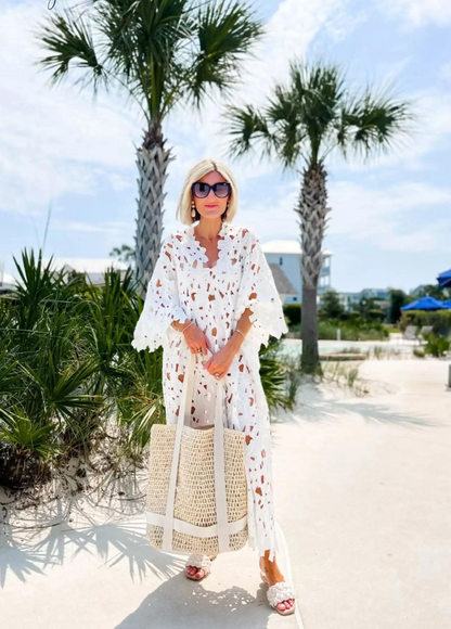 Lourdes - Chic and Flowing Dress