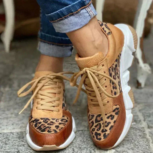 Femke - Trendy Leopard Sneakers