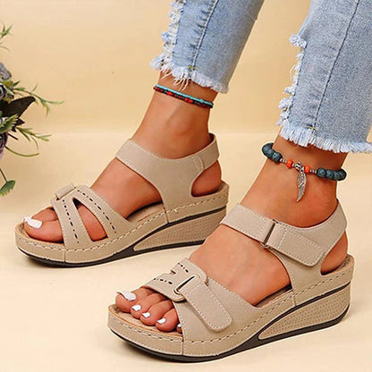 Orthopedic sandals for women
