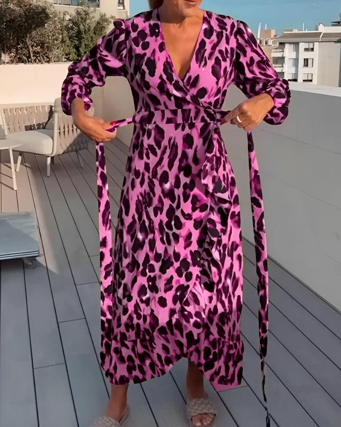Sophia - Bold Leopard Dress