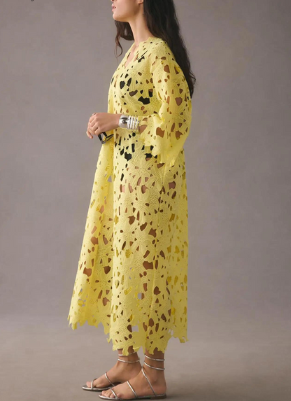 Lourdes - Chic and Flowing Dress