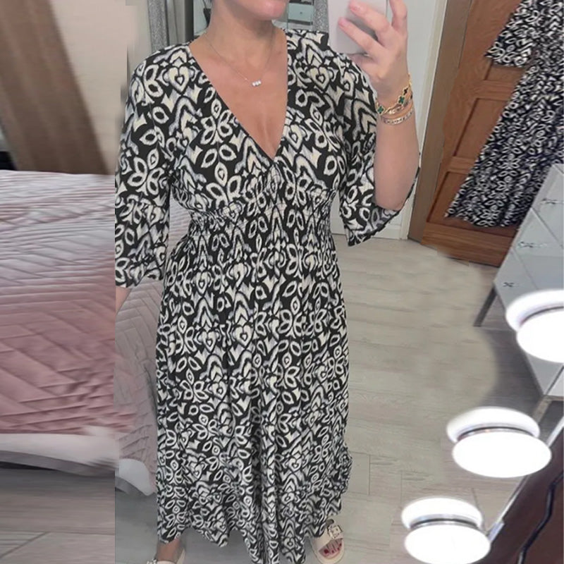 Mhara - Elegant Flared Dress