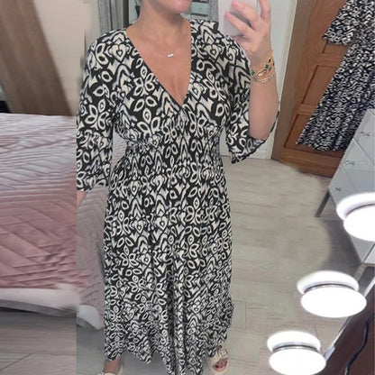 Mhara - Elegant Flared Dress