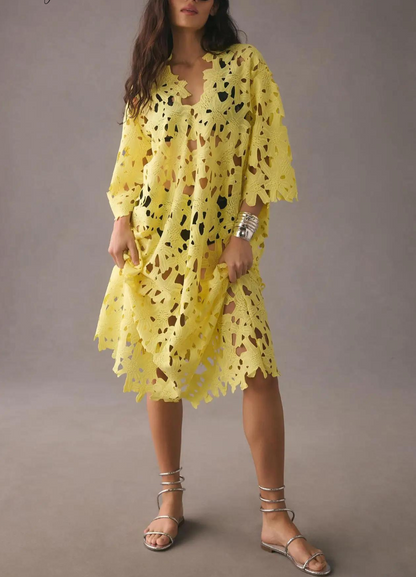 Lourdes - Chic and Flowing Dress