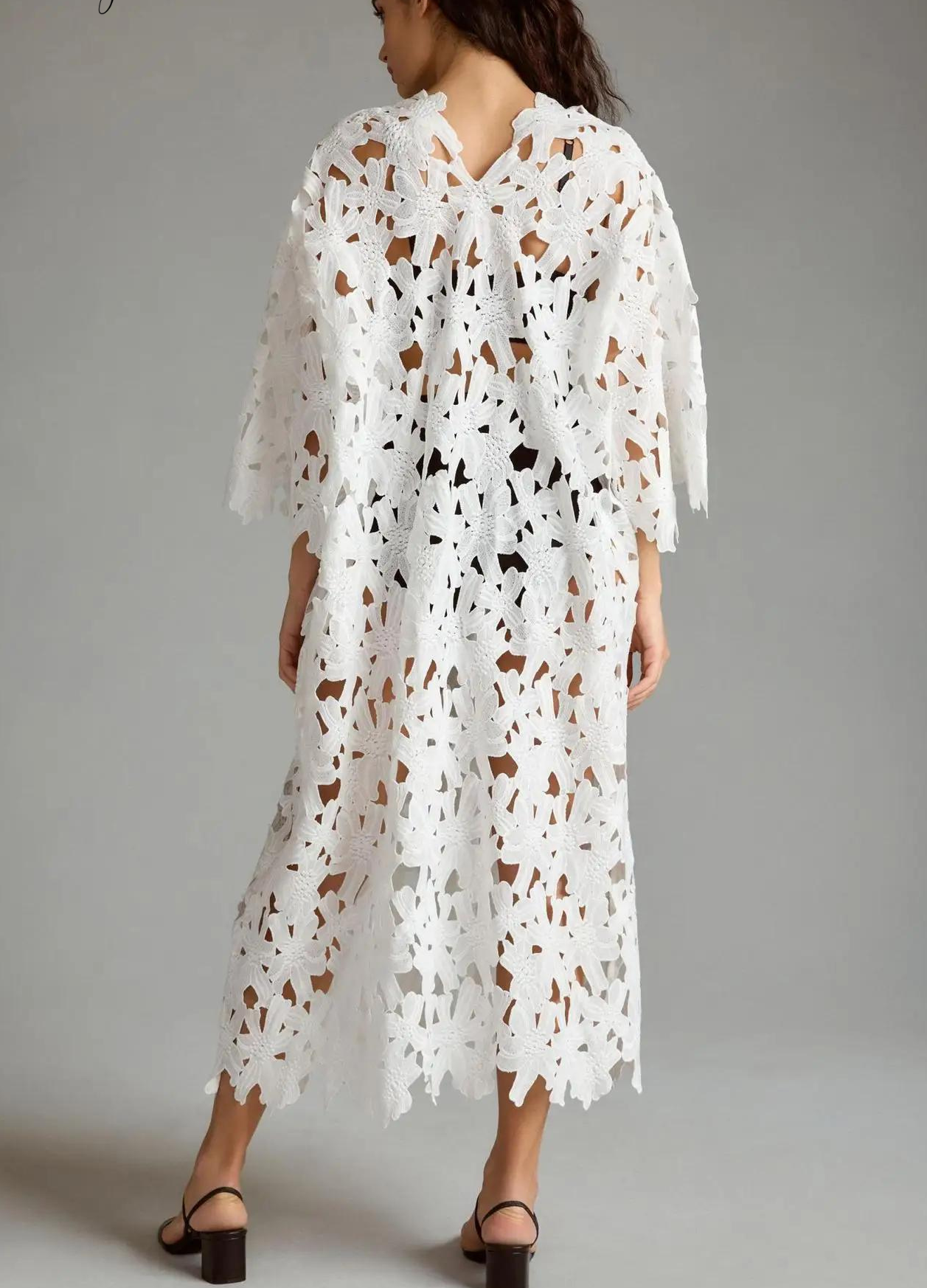 Lourdes - Chic and Flowing Dress