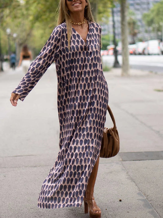 Alma - Casual Chic Dress