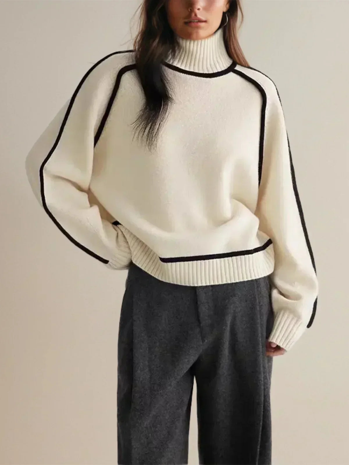 Alice | Cashmere turtleneck sweater with contrasting trim.