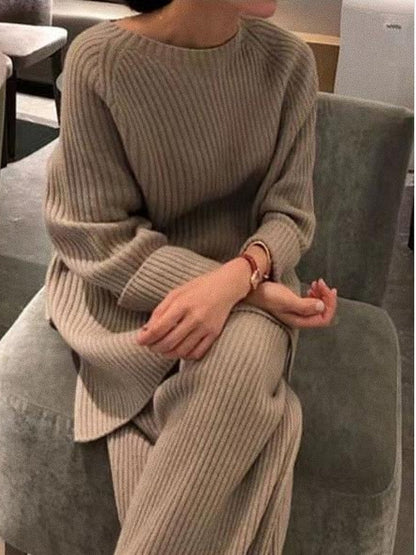 Joséphine - Elegant Knitted Set