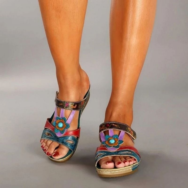 Sonia - Elegant Floral Sandals