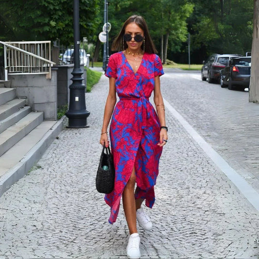 Suzanne - Elegant Flowing Dress