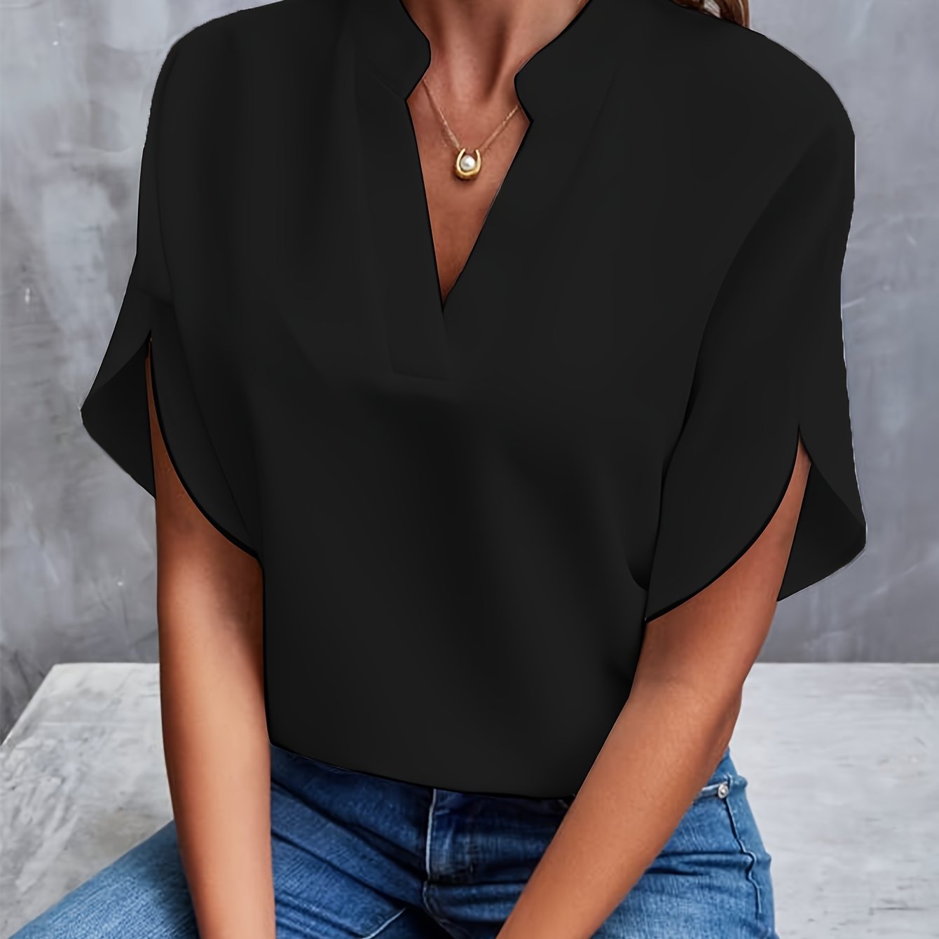 Vivian - Versatile Elegance Blouse