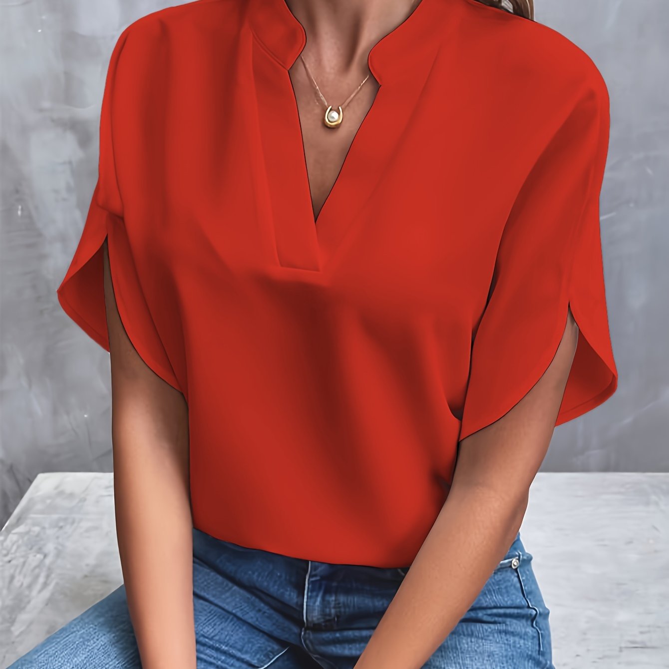 Vivian - Versatile Elegance Blouse