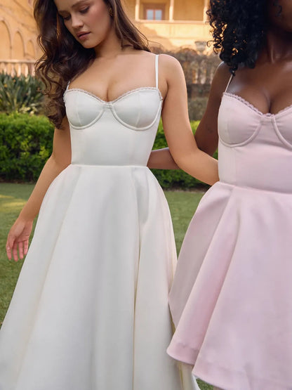 Louane - Elegant Midi Dress