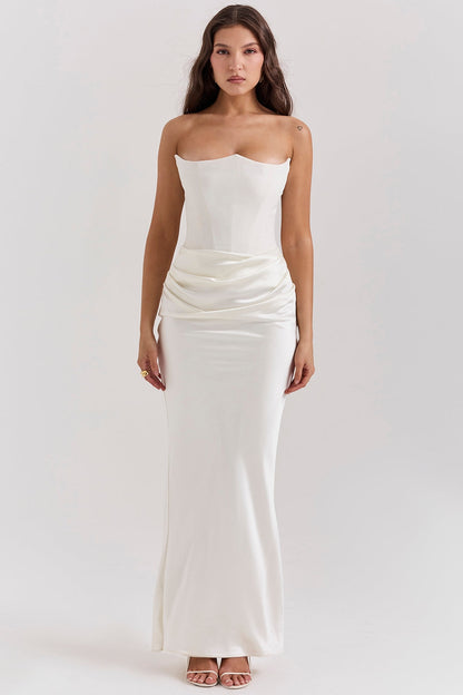Lilly - Elegant Strapless Dress